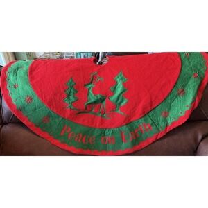 VTG Christmas Tree Skirt 44" Red Green Plush Velvet "Peace On Earth" Appliqués